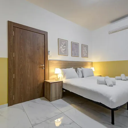 The - Just Off The Promenade & ! Lejlighed