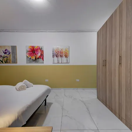 Апартаменты The - Just Off The Promenade & ! *