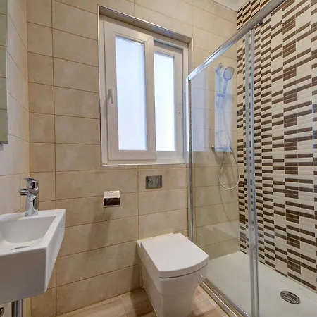 The - Just Off The Promenade & ! Lejlighed