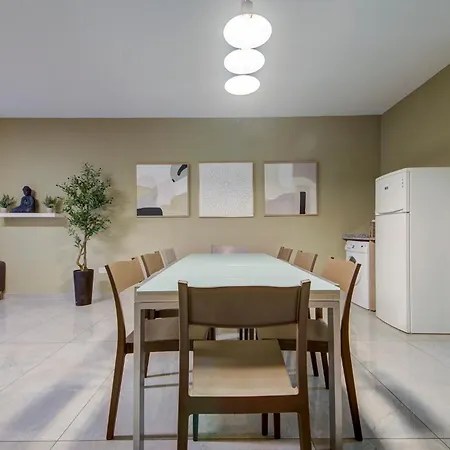 The - Just Off The Promenade & ! Lejlighed