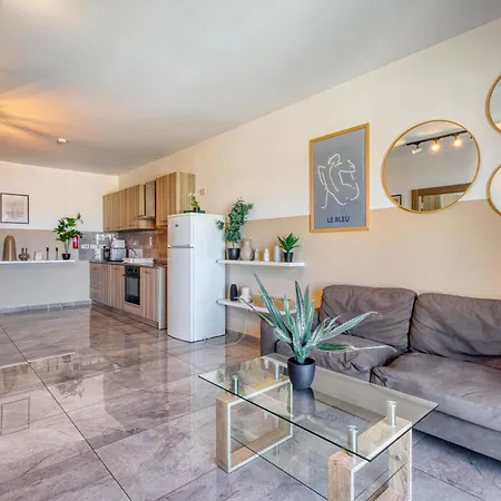 Appartamento The - Just Off The Promenade & ! Kappara
