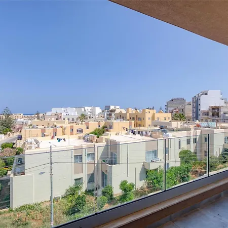 The - Just Off The Promenade & ! Kappara