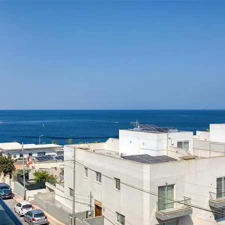 Appartamento The - Just Off The Promenade & ! Kappara