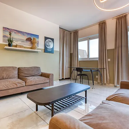 Appartement The - Just Off The Promenade & !