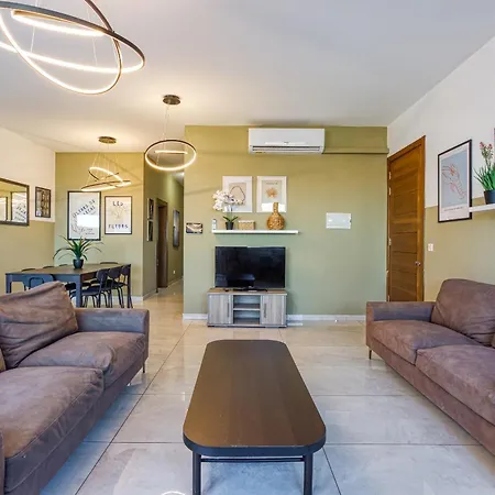 Appartement The - Just Off The Promenade & ! *