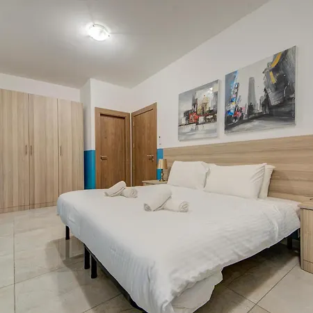 The - Just Off The Promenade & ! Kappara