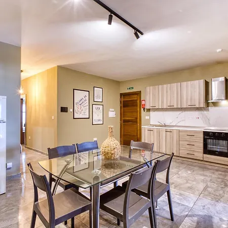 The - Just Off The Promenade & ! Kappara