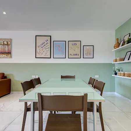 Apartment The - Just Off The Promenade & ! *