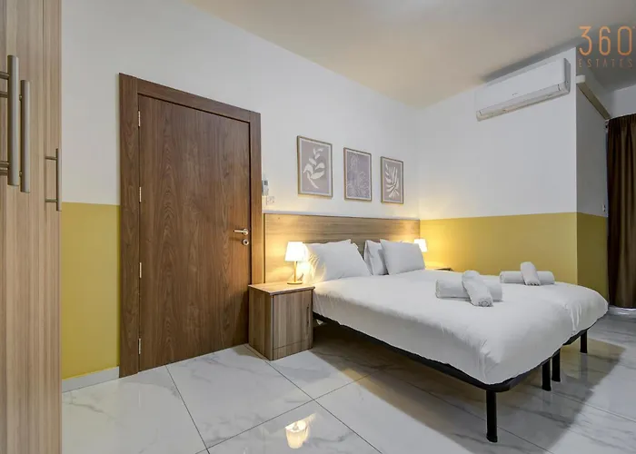 The - Just Off The Promenade & ! Appartement