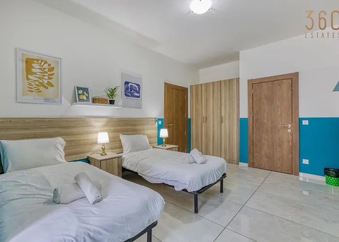 Appartement The - Just Off The Promenade & ! Kappara