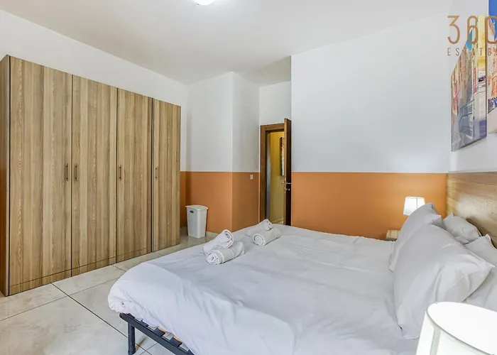 The - Just Off The Promenade & ! Appartement