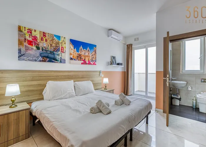Appartement The - Just Off The Promenade & ! Kappara