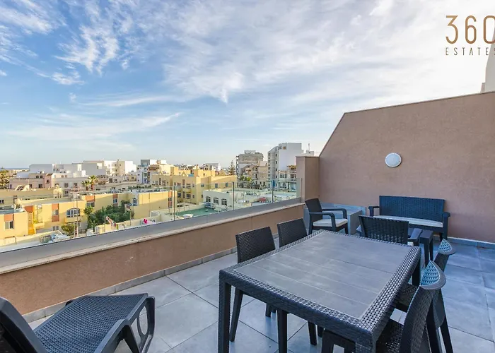 The - Just Off The Promenade & ! * Kappara