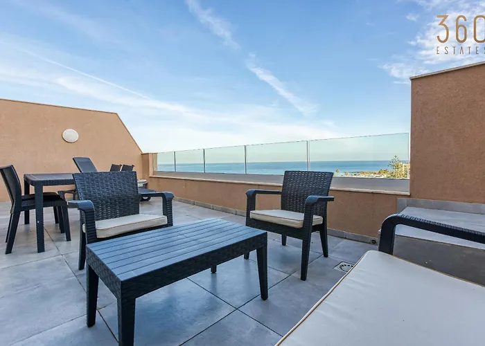 Appartement The - Just Off The Promenade & !