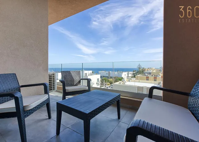 The - Just Off The Promenade & ! Kappara