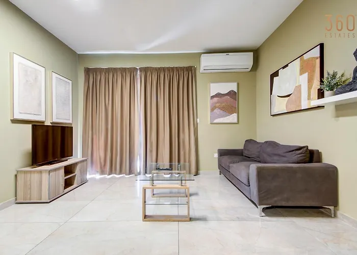 The - Just Off The Promenade & ! * Kappara