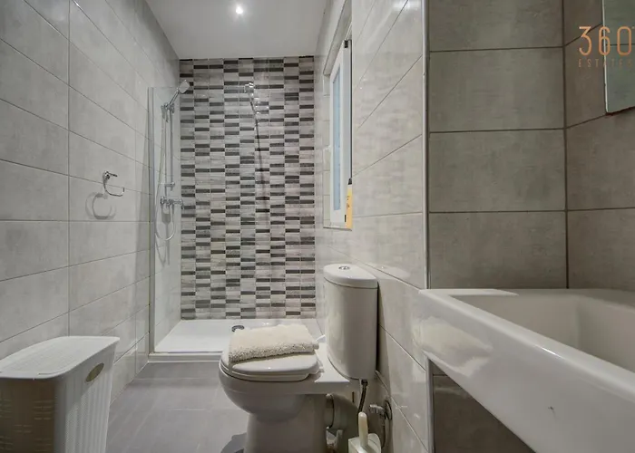 Appartement The - Just Off The Promenade & ! *