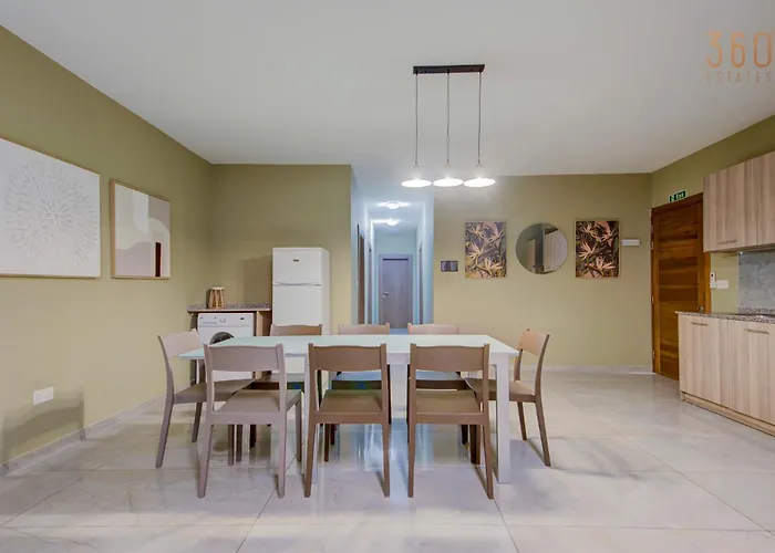 The - Just Off The Promenade & ! *