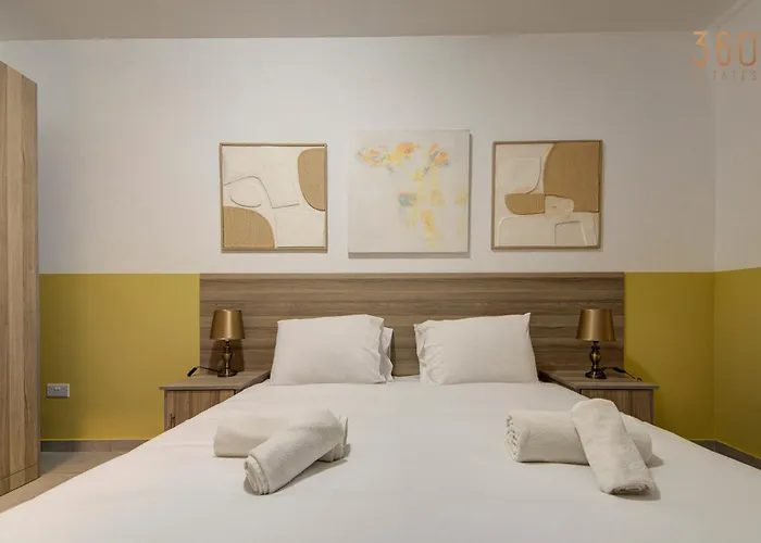 Appartement The - Just Off The Promenade & ! *