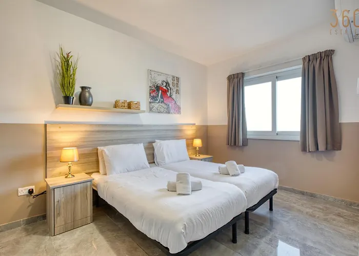 The - Just Off The Promenade & ! Appartement