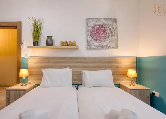 Appartement The - Just Off The Promenade & ! Kappara